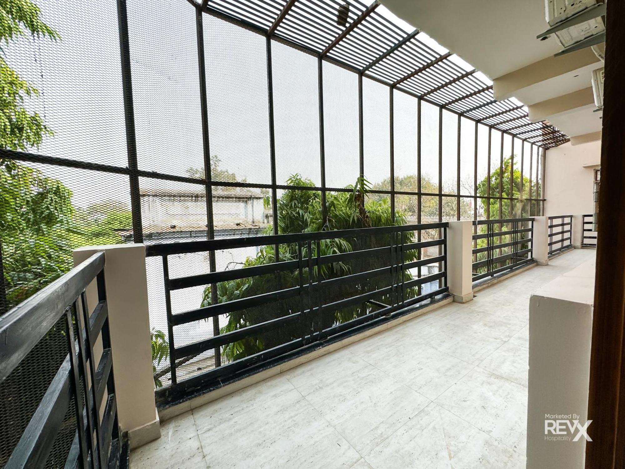Guru Sadan A Luxe Stay Ayodhya Esterno foto