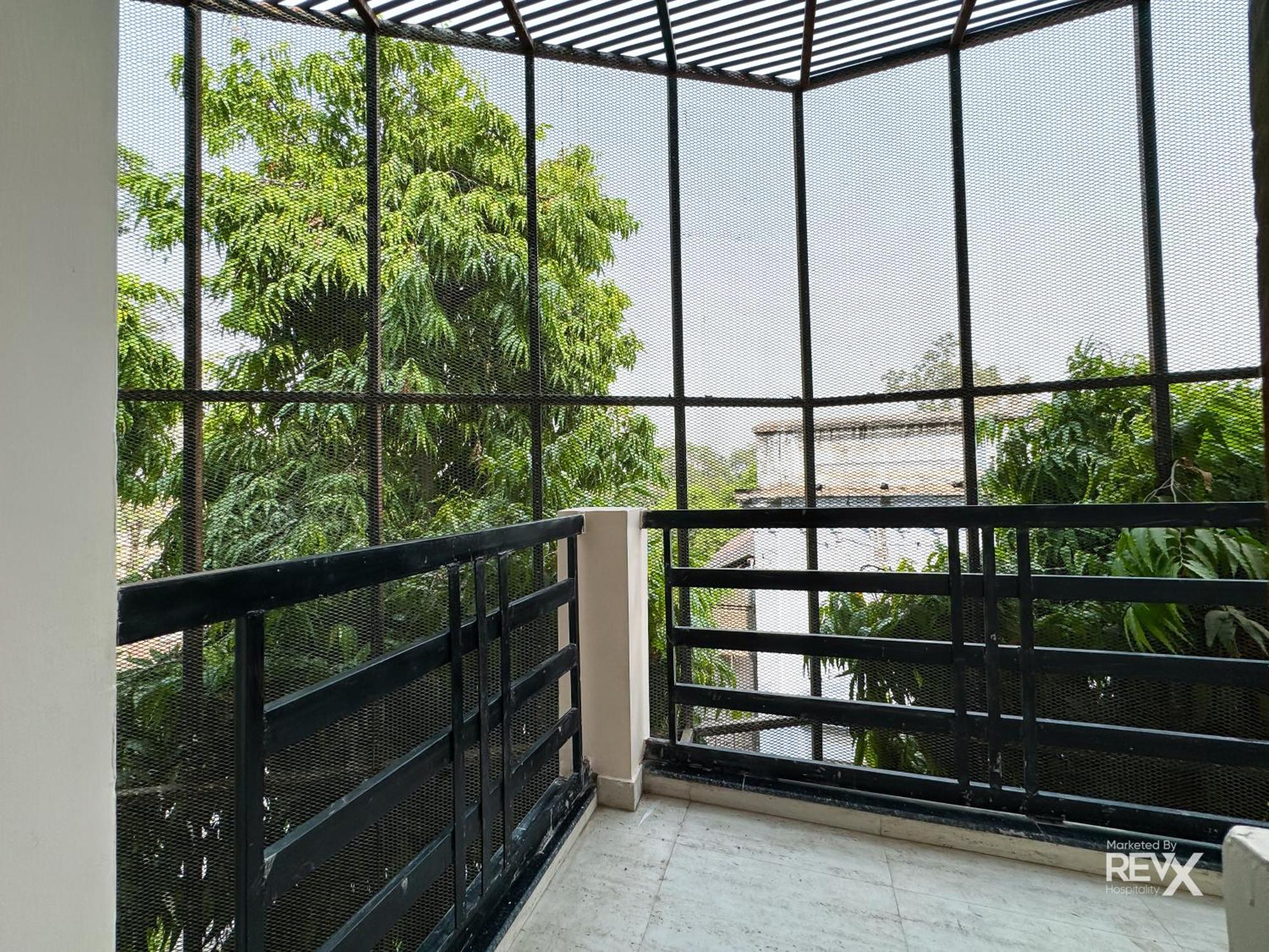 Guru Sadan A Luxe Stay Ayodhya Esterno foto