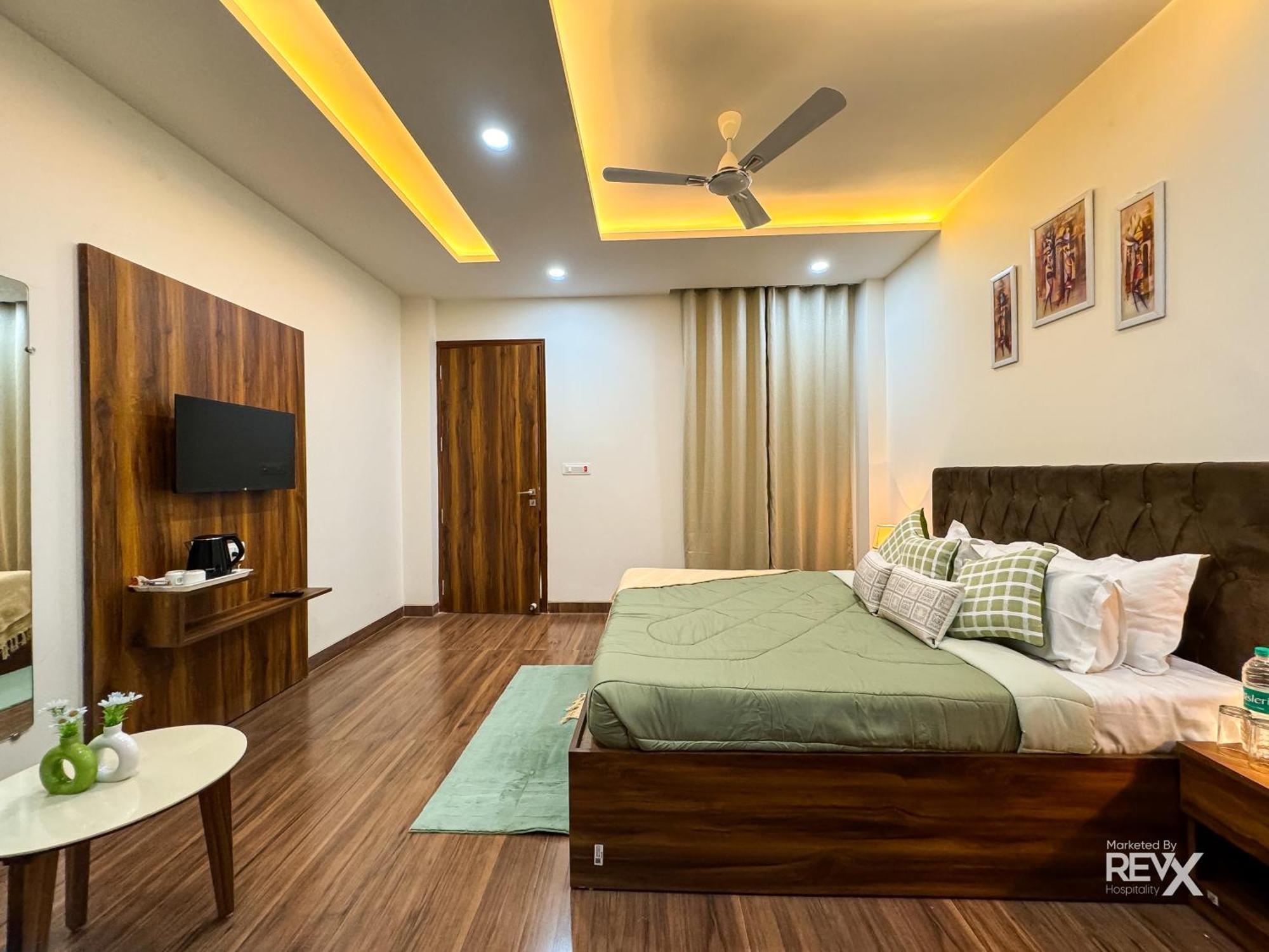 Guru Sadan A Luxe Stay Ayodhya Esterno foto