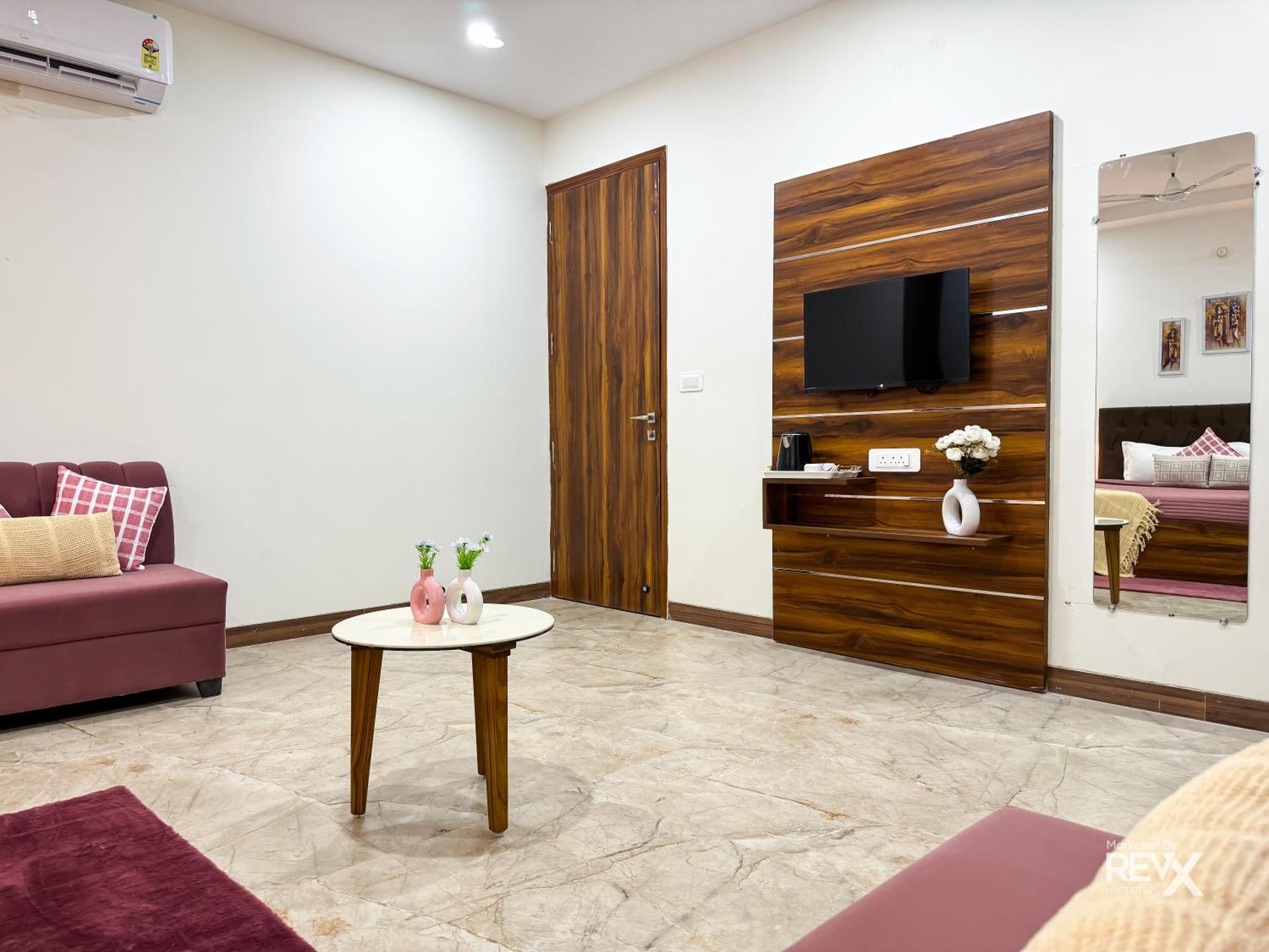 Guru Sadan A Luxe Stay Ayodhya Esterno foto