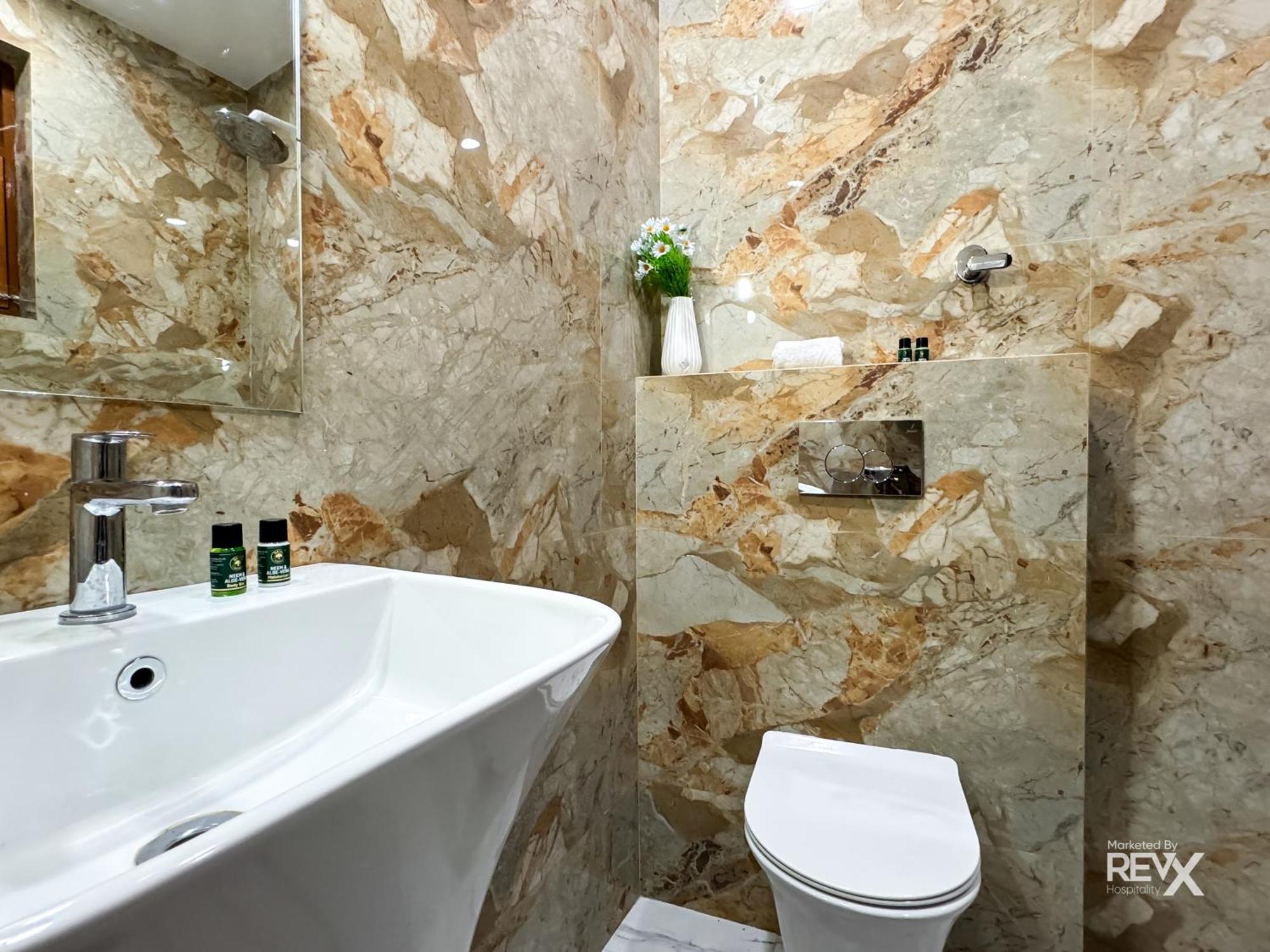 Guru Sadan A Luxe Stay Ayodhya Esterno foto
